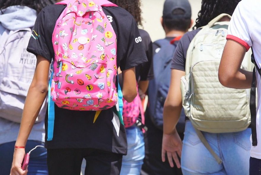 inscricoes-abertas-para-intercambio-gratuito-no-reino-unido-para-alunos-da-rede-publica-do-df3A-saiba-como-participar