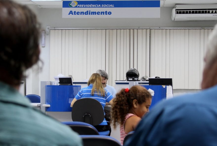 Beneficiários podem procurar agência bancária onde é feito o pagamento. Foto: Divulgação