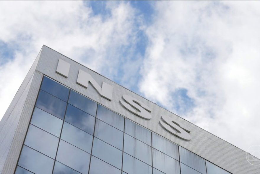 inss-identifica-fraudes-na-empresa-que-administra-central-1353A-multa-de-r2457-mil-e-suspensao-de-licitacoes inss-identifica-fraudes-na-empresa-que-administra-central-1353A-multa-de-r2457-mil-e-suspensao-de-licitacoes
