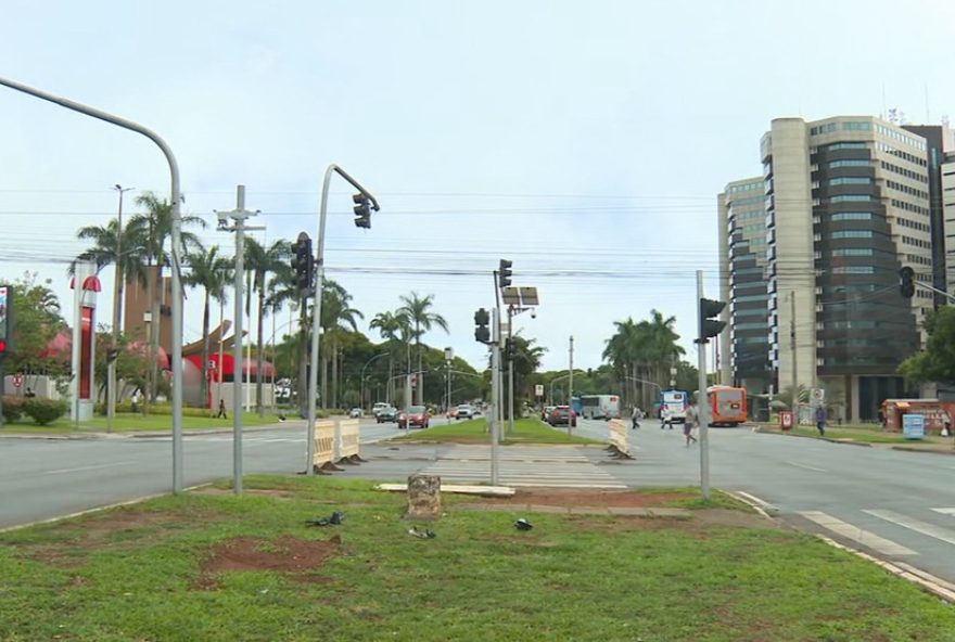 instabilidade-nos-semaforos-da-w3-norte2C-em-brasilia2C-gera-transtornos-aos-motoristas-e-preocupa-autoridades.-acompanhe