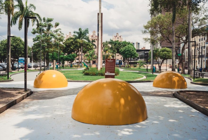 instalacoes-artisticas-em-belem-alertam-sobre-aquecimento-global-e-descarte-de-lixo