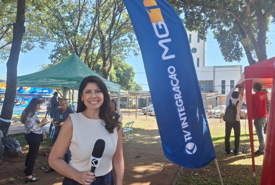 integracao-no-bairro-morumbi3A-distribuicao-de-mudas-e-vagas-de-emprego-ao-vivo-no-mg1