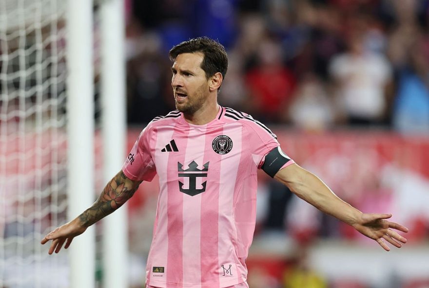 inter-miami-oferece-contrato-de-tres-anos-para-lionel-messi-ate-2028