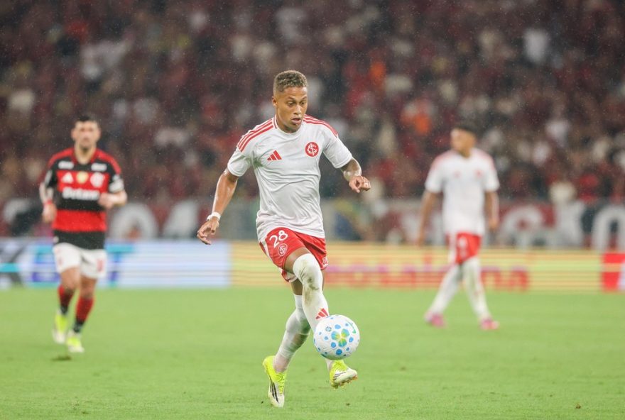 internacional-conquista-ponto-importante-no-rio-contra-o-flamengo-em-jogo-equilibrado internacional-conquista-ponto-importante-no-rio-contra-o-flamengo-em-jogo-equilibrado