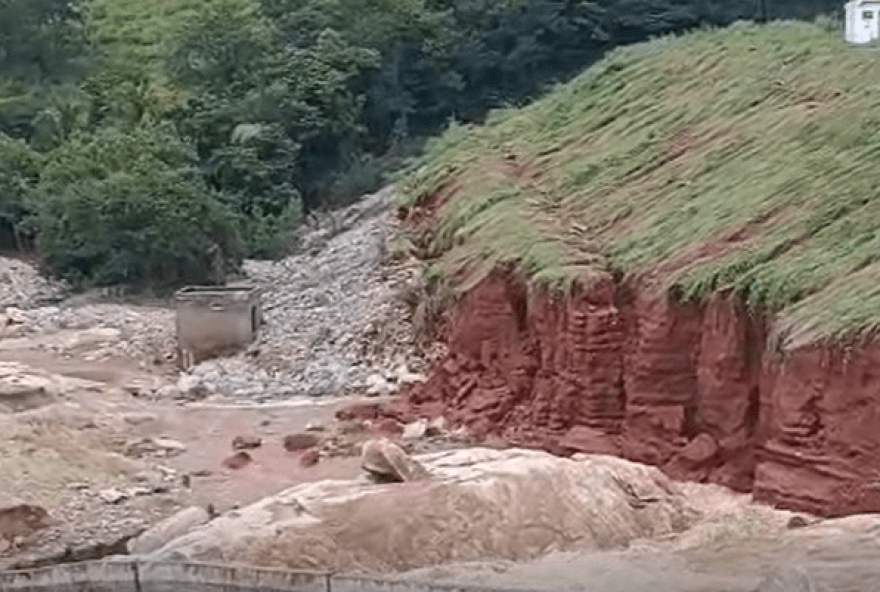 inundacao-em-porteirinha3A-acao-rapida-de-resgate-e-solidariedade-na-reconstrucao-da-cidade inundacao-em-porteirinha3A-acao-rapida-de-resgate-e-solidariedade-na-reconstrucao-da-cidade