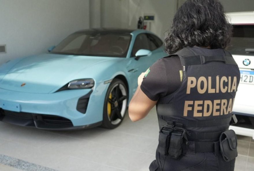 investigacao-apreende-carros-de-luxo-ligados-ao-22careca-do-inss22-7C-reportagem-cnn