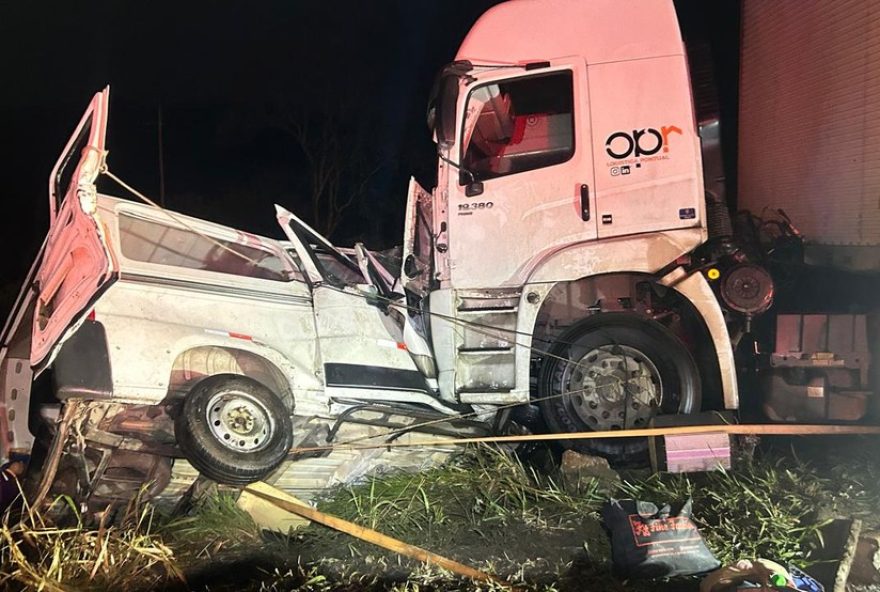 investigacao-de-acidente-na-br-251-com-nove-mortos3A-mte-apura-trabalho-e-transporte-das-vitimas-no-triangulo-mineiro