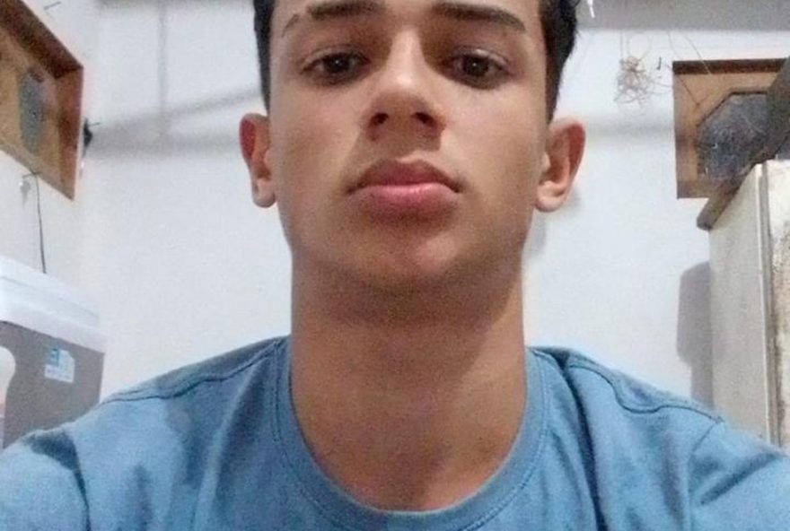 investigacao-de-desaparecimento-no-rj3A-mae-clama-por-enterro-digno investigacao-de-desaparecimento-no-rj3A-mae-clama-por-enterro-digno