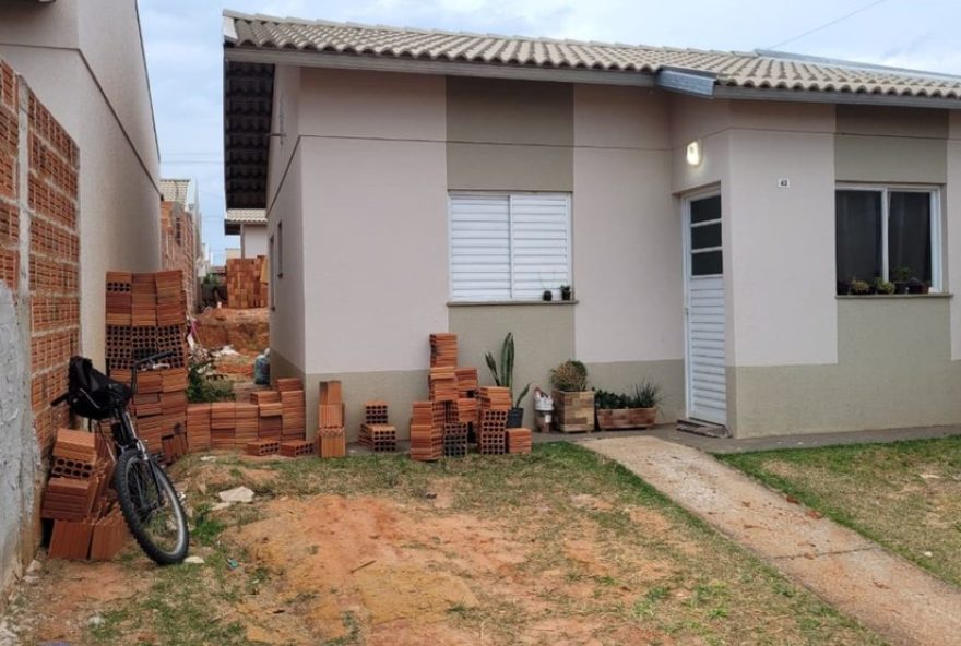 investigacao-em-marilia3A-corpo-encontrado-enterrado-no-quintal-de-casa3B-policia-busca-por-respostas-no-desaparecimento