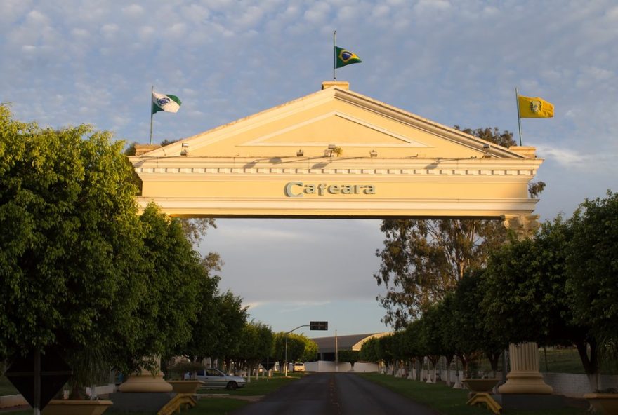 investigacao-revela-aumento-irregular-de-salarios-na-prefeitura-do-parana2C-servidor-e-afastado-e-processo-segue-em-andamento investigacao-revela-aumento-irregular-de-salarios-na-prefeitura-do-parana2C-servidor-e-afastado-e-processo-segue-em-andamento