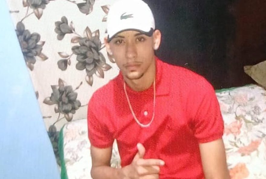 irma-de-jovem-morto-a-tiros-em-festa-de-ano-novo-pede-justica-em-igarapava irma-de-jovem-morto-a-tiros-em-festa-de-ano-novo-pede-justica-em-igarapava