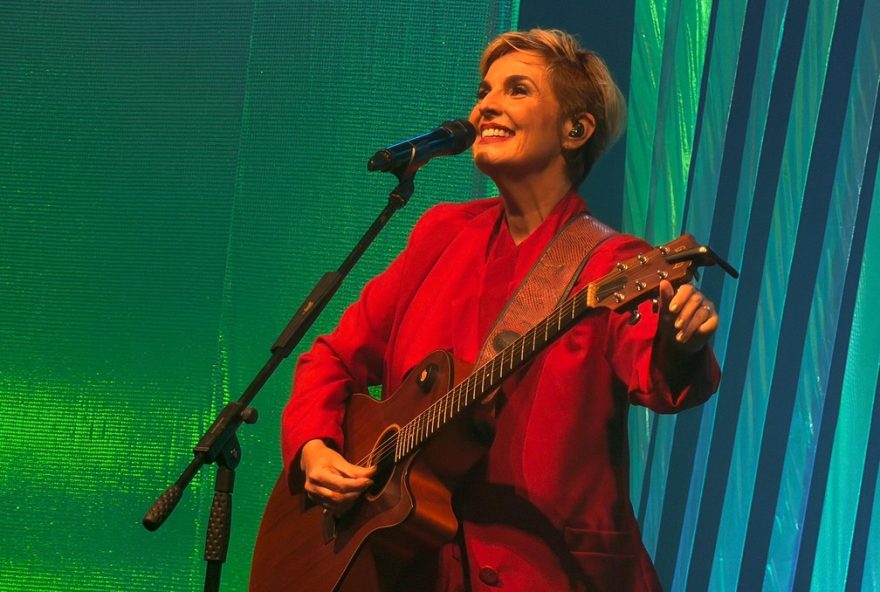 isabella-taviani-estreia-show-confissoes-de-amor-em-tons-passionais-no-rio isabella-taviani-estreia-show-confissoes-de-amor-em-tons-passionais-no-rio