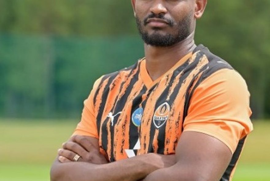isaque-esta-perto-de-ser-anunciado-pelo-shakhtar-donetsk2C-o-12o-brasileiro-no-elenco2C-ao-lado-de-dois-jogadores-revelados-pelo-fluminense.-veja-detalhes