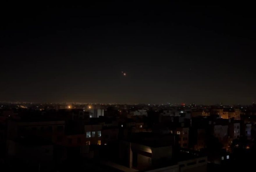 israel-inicia-serie-de-ataques-no-ira-e-emite-ordem-de-retirada