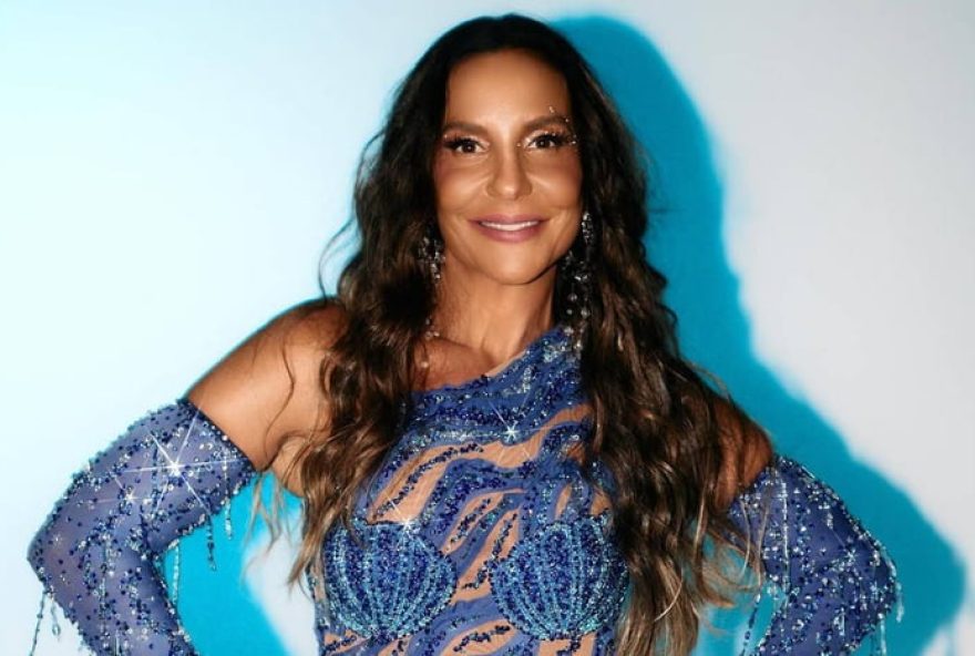 ivete-sangalo-abre-carnaval-de-salvador-com-bronca-em-folioes3A-confira