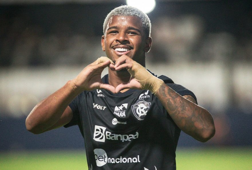 jaderson-recebe-alta-apos-concussao-cerebral3A-recuperacao-do-jogador-azulino-otimizada