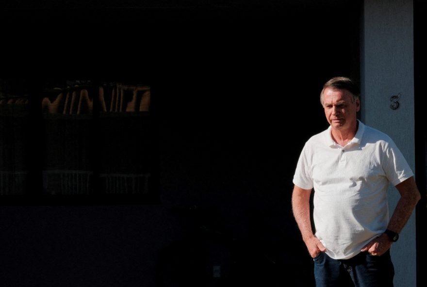 jair-bolsonaro-admite-haber-intentado-quemar-su-tobillera-electronica-en-un-episodio-de-paranoia-inducido-por-medicamentos