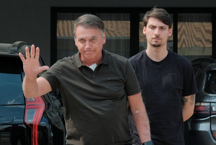 jair-bolsonaro-apresenta-anemia-persistente-e-alteracao-da-funcao-renal3A-segue-hospitalizado-em-brasilia