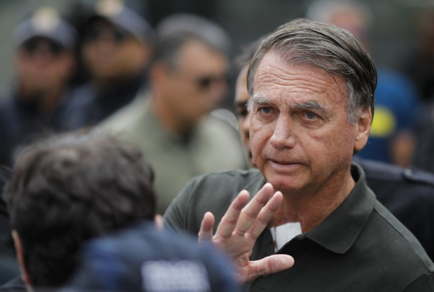 BRAZIL-POLITICS-JUSTICE-TRIAL-COUP Former Brazilian President (2019-2022) Jair Bolsonaro leaves the DF Star hospital in Brasilia on September 14, 2025, after undergoing a series of medical examinations, as he remains under house arrest. Brazil's Supreme Court on September 11 sentenced firebrand ex-president Jair Bolsonaro to 27 years in prison for coup plotting at the end of a landmark trial that divided the nation and drew US fury. (Photo by Sergio Lima / AFP)