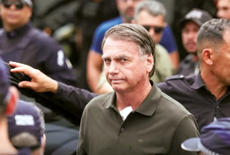 jair-bolsonaro-permanece-internado-e-passa-por-endoscopia-alta jair-bolsonaro-permanece-internado-e-passa-por-endoscopia-alta