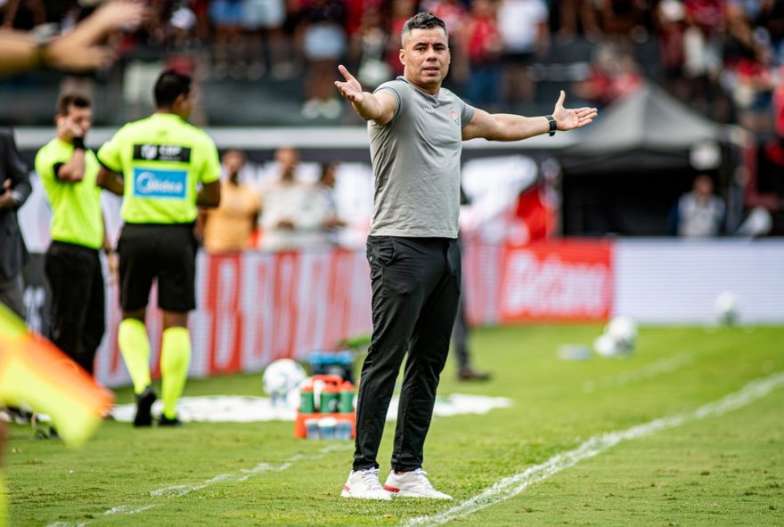 jair-ventura-celebra-permanencia-do-vitoria-na-serie-a-e-exalta-uniao-da-equipe jair-ventura-celebra-permanencia-do-vitoria-na-serie-a-e-exalta-uniao-da-equipe