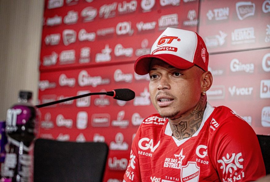 janderson-elogia-reforcos-experientes-do-vila-nova-para-temporada-2026 janderson-elogia-reforcos-experientes-do-vila-nova-para-temporada-2026