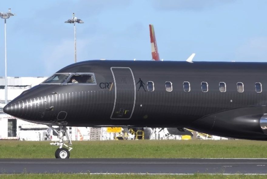 jato-particular-de-cristiano-ronaldo3A-um-luxuoso-simbolo-de-poder-e-exclusividade jato-particular-de-cristiano-ronaldo3A-um-luxuoso-simbolo-de-poder-e-exclusividade