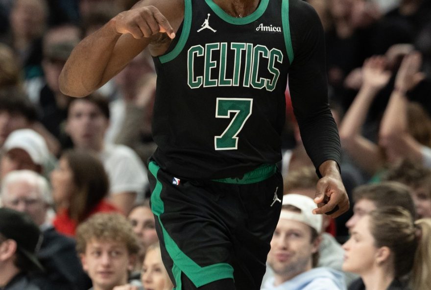 jaylen-brown3A-9o-jogo-com-mais-de-30-pontos-iguala-recorde-de-larry-bird jaylen-brown3A-9o-jogo-com-mais-de-30-pontos-iguala-recorde-de-larry-bird