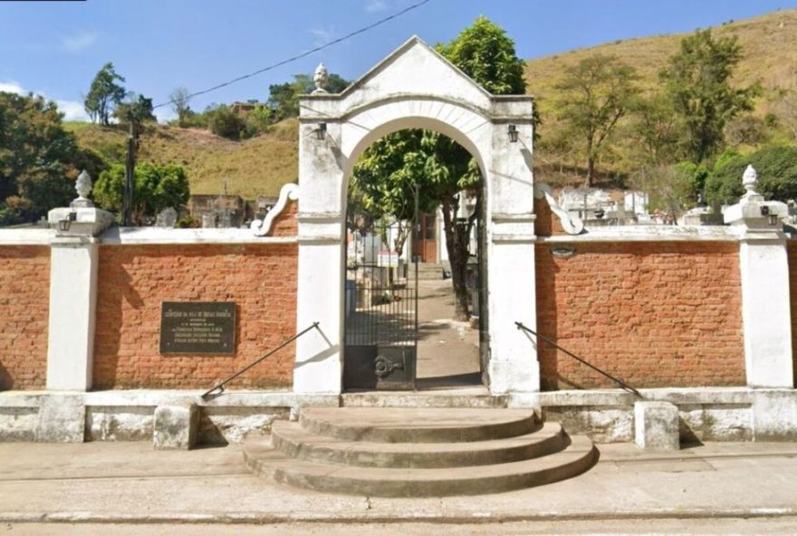 jazigo-perpetuo-ocupado3A-prefeitura-condenada-a-indenizar-familia-em-mg jazigo-perpetuo-ocupado3A-prefeitura-condenada-a-indenizar-familia-em-mg