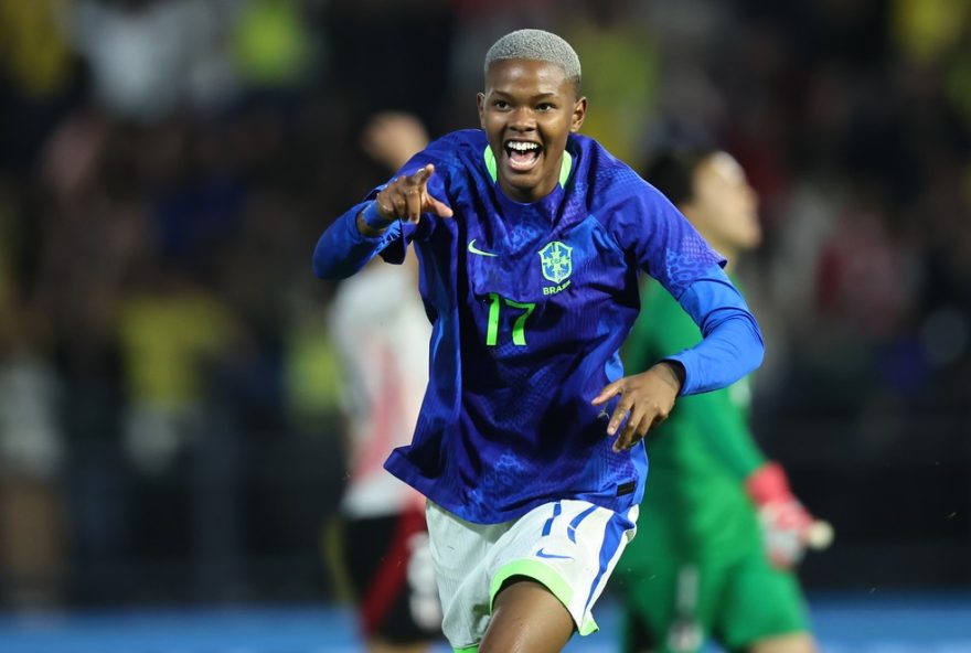 jhonson2C-jovem-promessa-do-futebol2C-brilha-na-selecao-e-marca-gol-da-virada-contra-o-japao