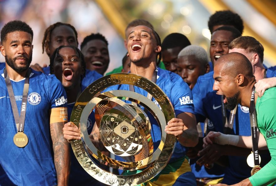 joao-pedro3A-o-impacto-meteorico-no-chelsea-e-o-debate-pela-camisa-9-da-selecao-brasileira