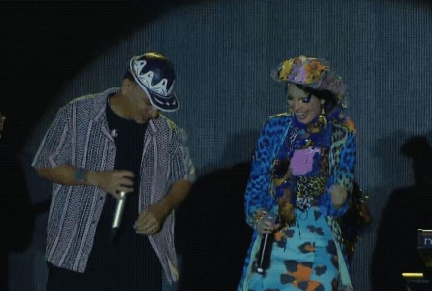 joao-reis-e-maeana3A-parceria-no-palco-principal-do-festival-de-inverno-bahia-2025