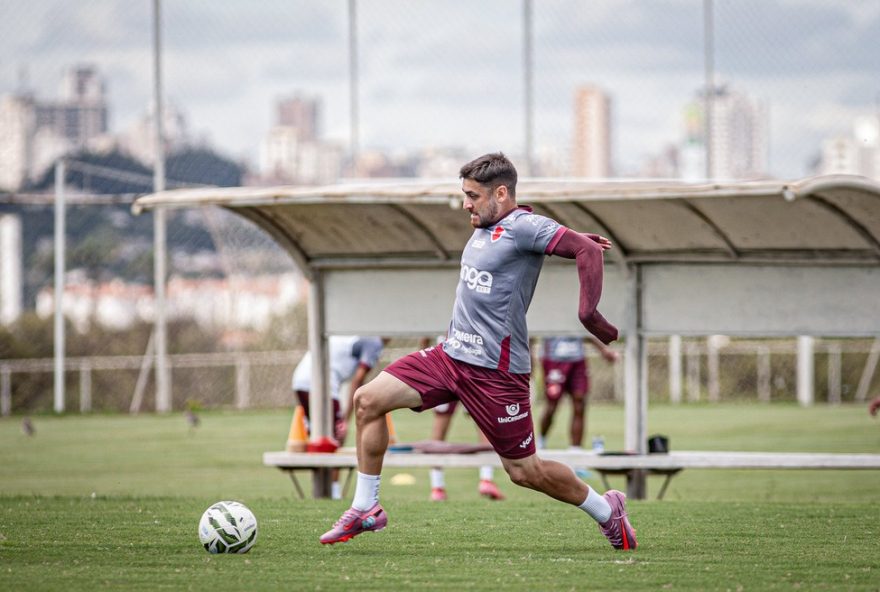 joao-vieira-mira-evolucao-do-vila-nova-e-aponta-anapolina-como-proximo-desafio joao-vieira-mira-evolucao-do-vila-nova-e-aponta-anapolina-como-proximo-desafio