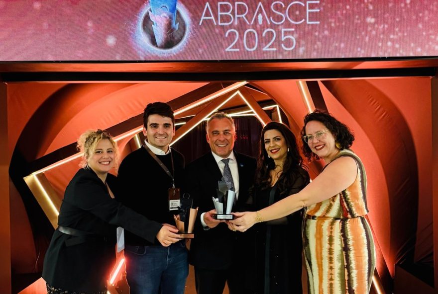 jockey-plaza-shopping-recebe-destacados-premios-no-premio-abrasce-2025