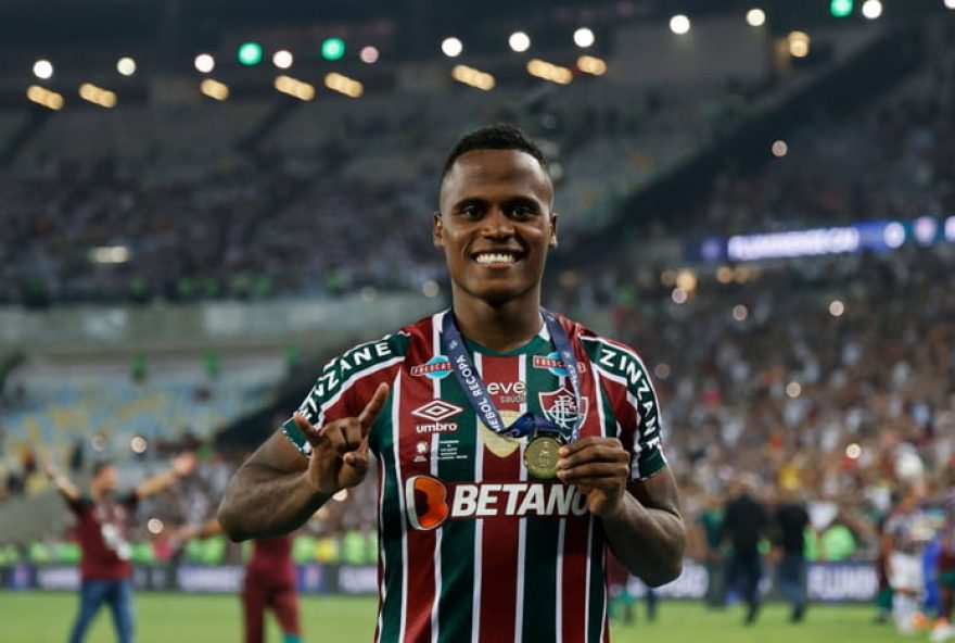 john-arias-recusa-proposta-do-zenit-e-impede-chegada-de-claudinho-ao-fluminense