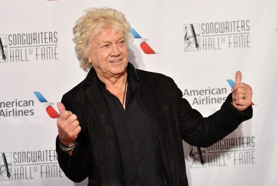 john-lodge2C-vocalista-do-moody-blues2C-falece-aos-82-anos3A-uma-perda-irreparavel-para-a-musica