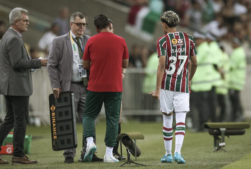 joia-do-fluminense2C-isaque-tem-lesao-detectada3B-veja-detalhes