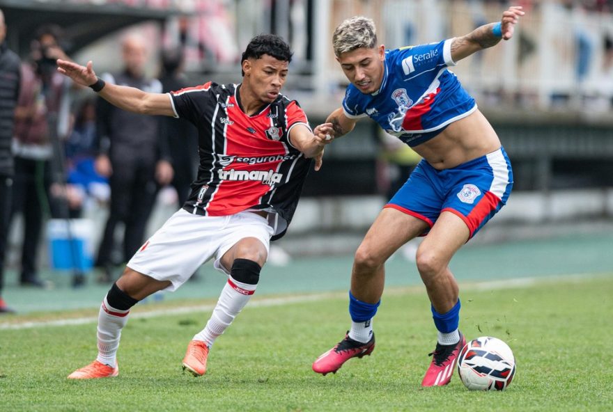 joinville-e-cianorte-empatam-no-1deg-jogo-do-mata-mata-da-serie-d3A-confira-detalhes-e-expectativas-para-a-partida-de-volta
