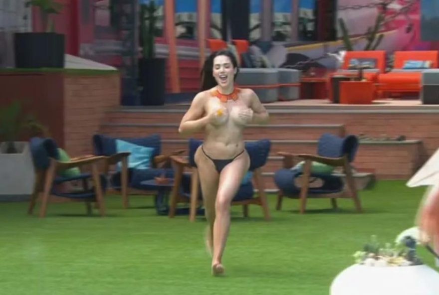 jordana-do-bbb-26-cumpre-promessa-e-pula-na-piscina-em-topless