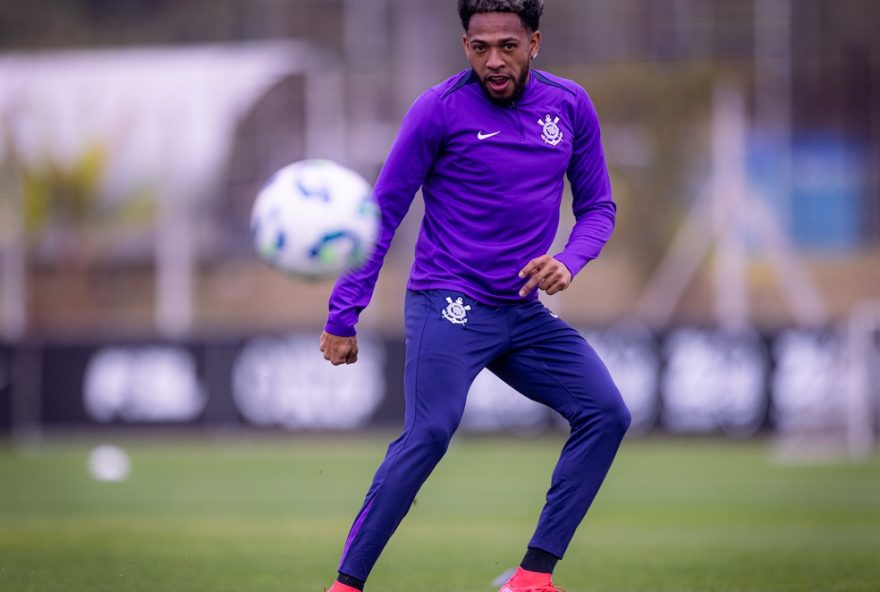 jose-martinez-passa-por-cirurgia-e-inicia-fisioterapia-no-corinthians3A-retorno-incerto-apos-fratura-na-mao-esquerda