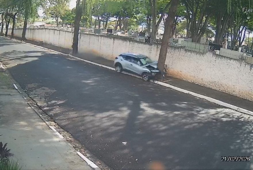 jovem-de-28-anos-morre-em-acidente-fatal-em-franca2C-sp3A-pai-passa-mal-ao-volante3B-detalhes-em-video jovem-de-28-anos-morre-em-acidente-fatal-em-franca2C-sp3A-pai-passa-mal-ao-volante3B-detalhes-em-video