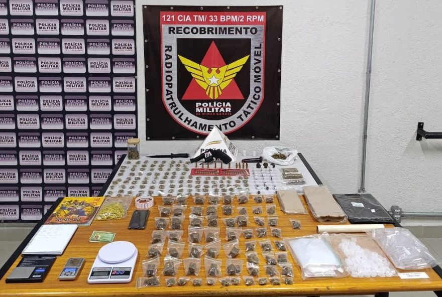 jovem-de-betim-e-preso-por-vender-drogas-gourmet-via-whatsapp-e-usar-app-de-entrega