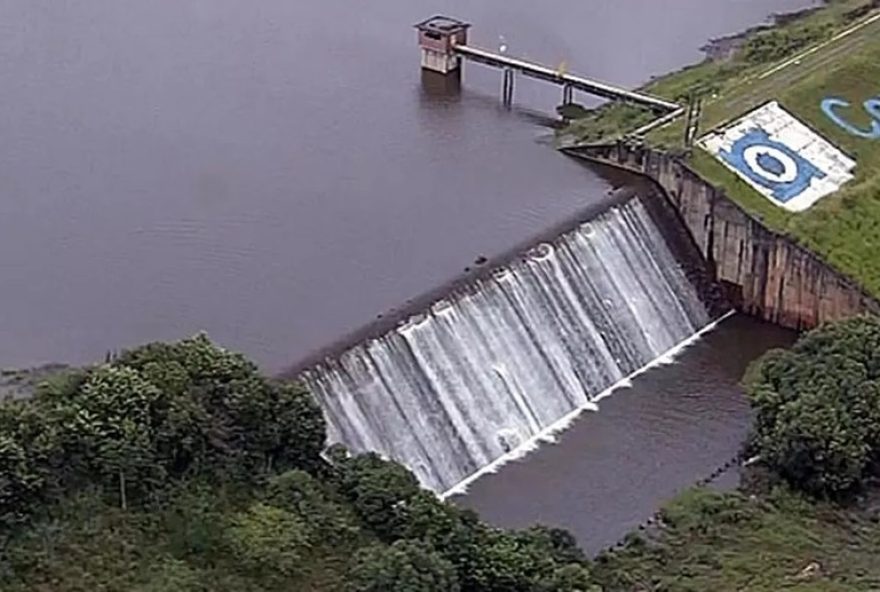 jovem-e-encontrado-morto-em-barragem-de-duas-unas2C-no-grande-recife3A-corpo-estava-desaparecido-desde-segunda-feira jovem-e-encontrado-morto-em-barragem-de-duas-unas2C-no-grande-recife3A-corpo-estava-desaparecido-desde-segunda-feira