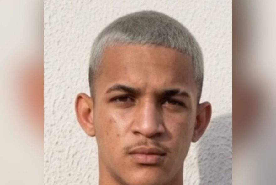 jovem-e-morto-a-tiros-em-casa-por-criminosos-em-imperatriz2C-ma jovem-e-morto-a-tiros-em-casa-por-criminosos-em-imperatriz2C-ma