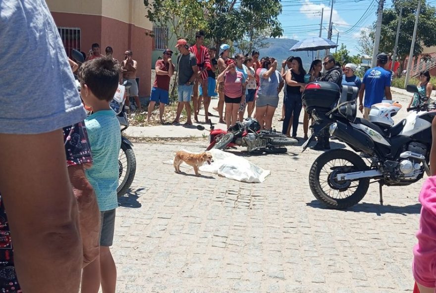jovem-falece-em-acidente-envolvendo-moto-e-onibus-em-caruaru3B-vitima-ia-para-velorio-do-irmao jovem-falece-em-acidente-envolvendo-moto-e-onibus-em-caruaru3B-vitima-ia-para-velorio-do-irmao