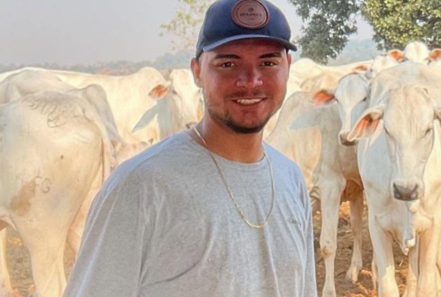 jovem-morre-e-quatro-ficam-feridos-em-acidente-entre-carros-na-br-435 jovem-morre-e-quatro-ficam-feridos-em-acidente-entre-carros-na-br-435