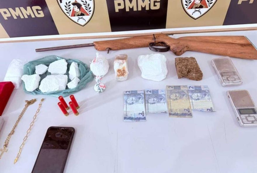 jovem-preso-com-drogas-e-arma-apos-furto-em-joalheria-em-jaiba3A-suspeitos-continuam-foragidos
