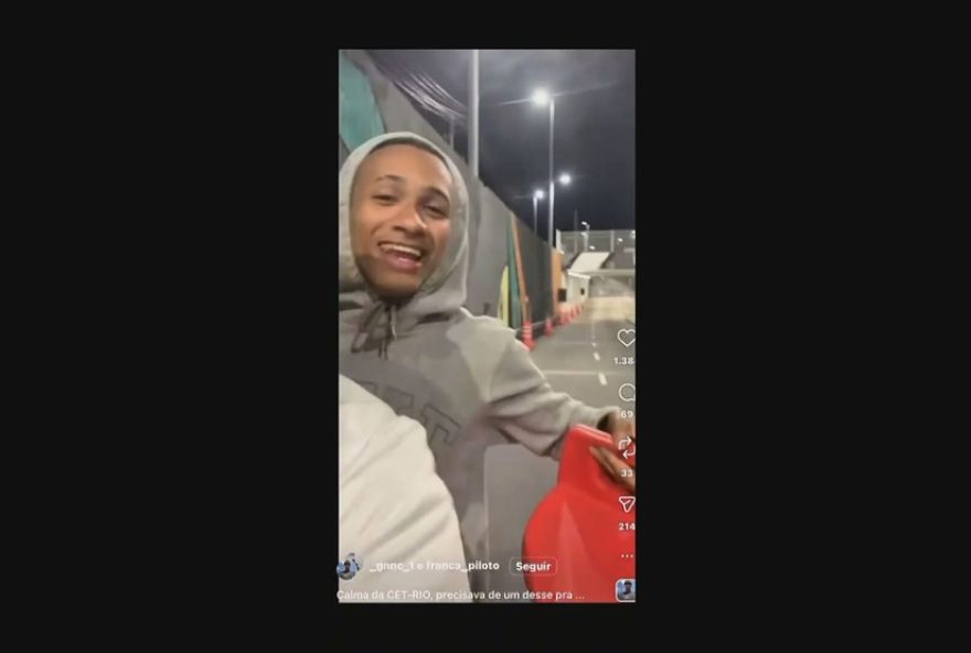 jovens-sao-detidos-por-furtar-cones-de-transito-em-campo-grande-rj jovens-sao-detidos-por-furtar-cones-de-transito-em-campo-grande-rj