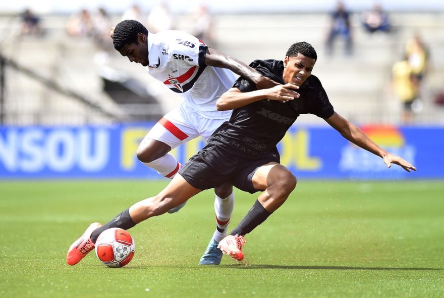 jovens-talentos2C-lucas-ferreira-e-matheus-alves2C-convocados-por-zubeldia-para-jogo-do-sao-paulo-contra-a-portuguesa