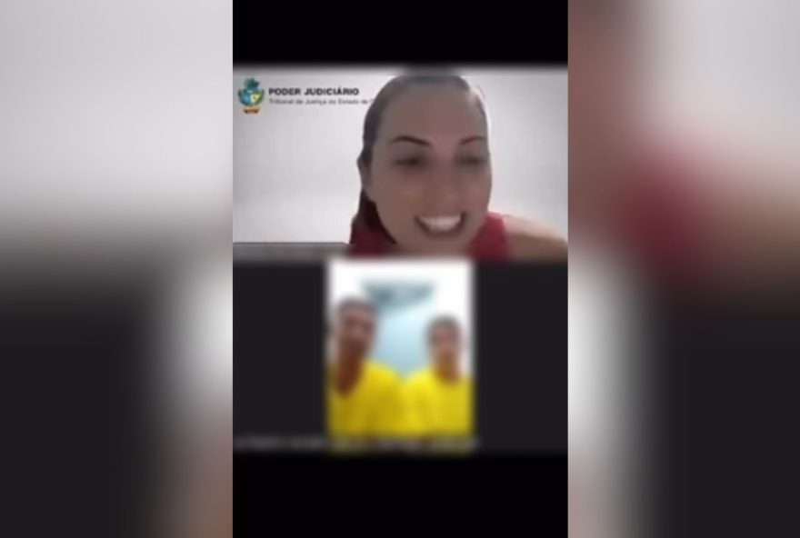juiza-ri-ao-encontrar-preso-durante-audiencia-em-goias